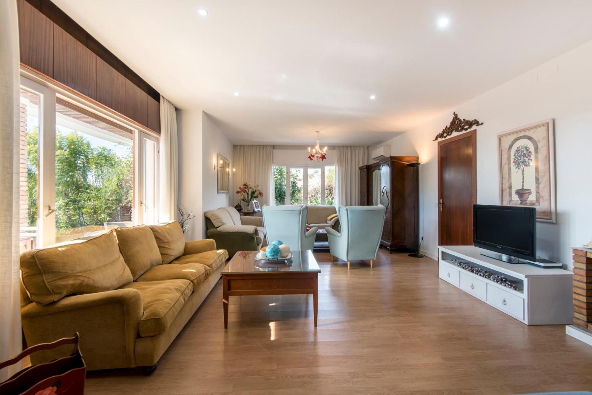 Queen Of The Ocean Villa: Stately Style House With Pool Málaga Kültér fotó