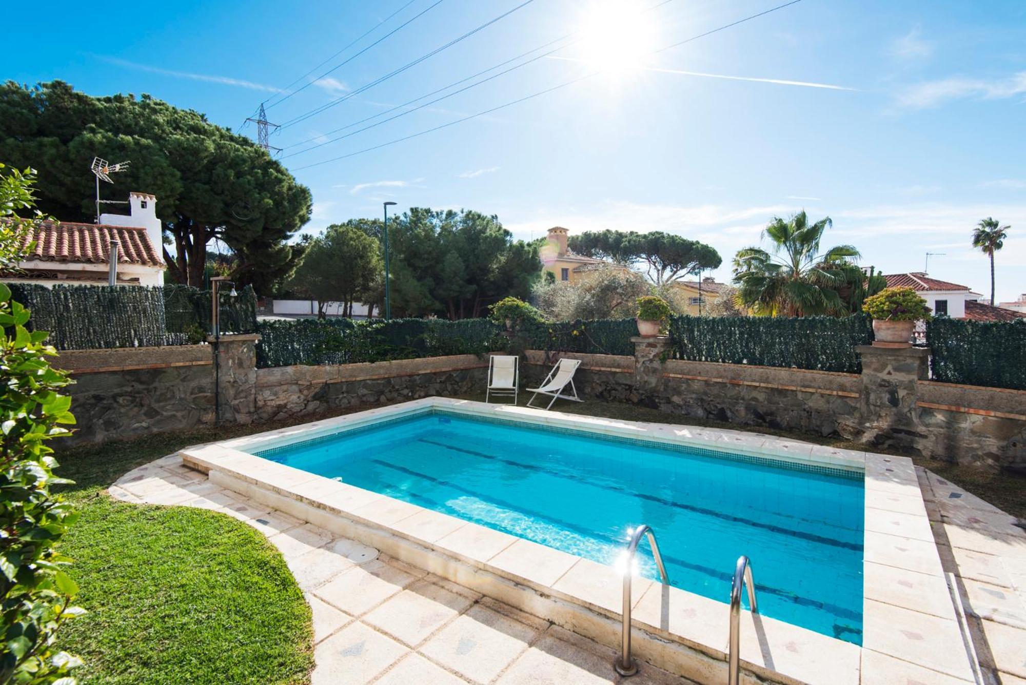 Queen Of The Ocean Villa: Stately Style House With Pool Málaga Kültér fotó